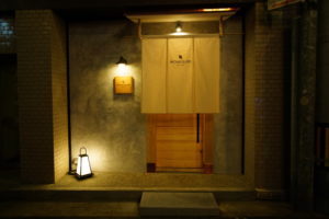 MOMIGURIDAYSPA店舗玄関